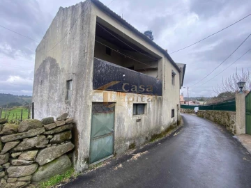 Moradia T3 para Venda em Constantim e Vale de Nogueiras