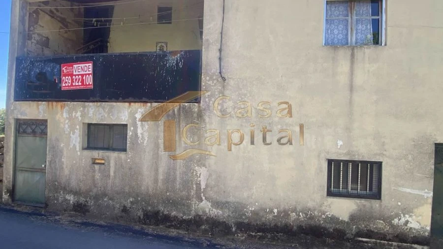 Moradia T3 para Venda em Constantim e Vale de Nogueiras