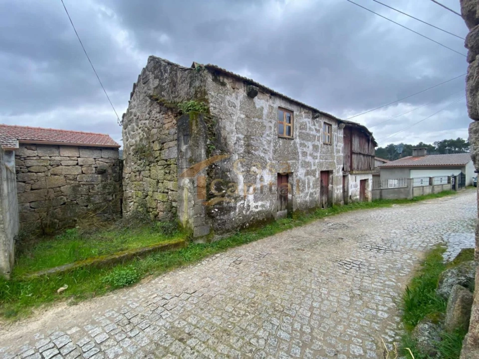Moradia T3 para Venda em Mouçós e Lamares Foto 4