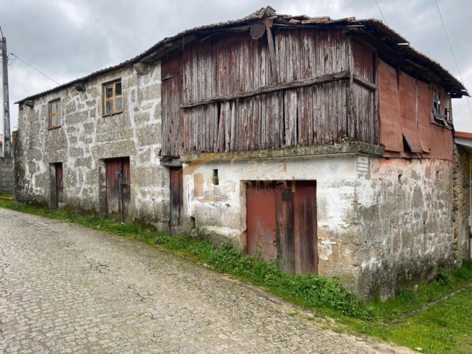 Moradia T3 para Venda em Mouçós e Lamares Foto 1