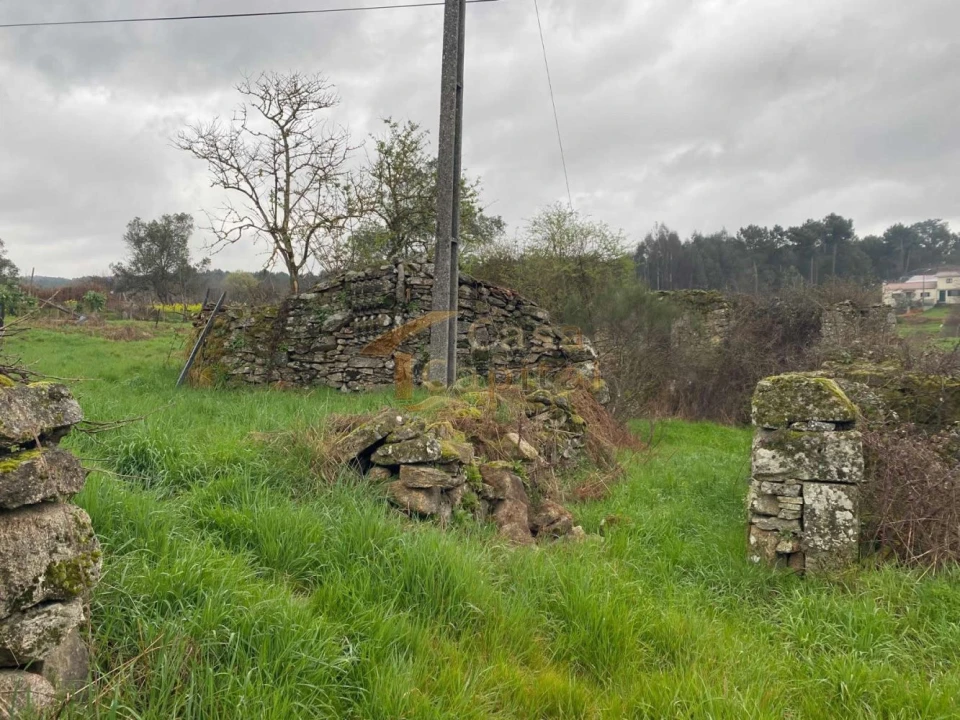 Moradia T3 para Venda em Mouçós e Lamares Foto 9
