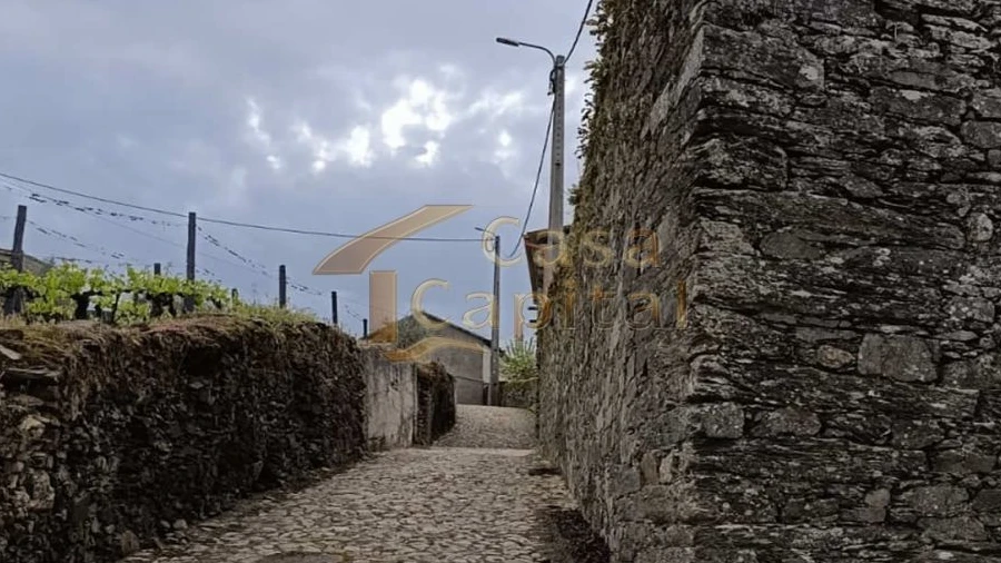 Moradia T3 para Venda em Provesende, Gouvães Douro, São Cristóvão Douro