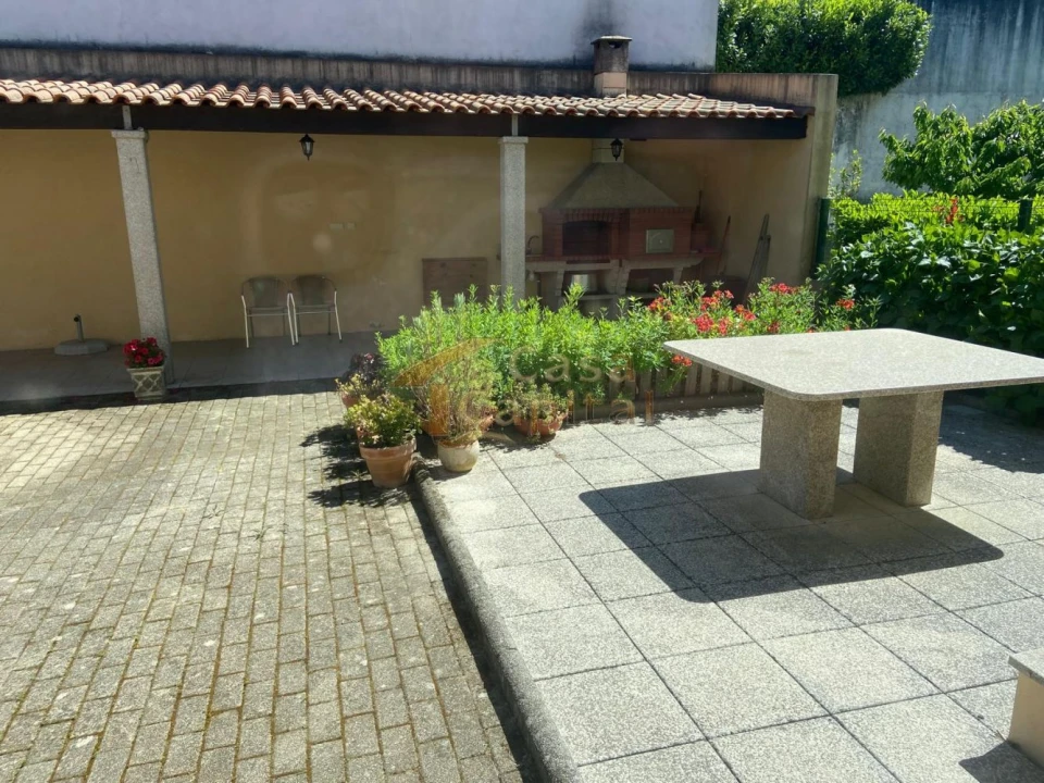Moradia T4 para Venda em Nossa Senhora da Conceição, São Pedro e São Dinis Foto 13