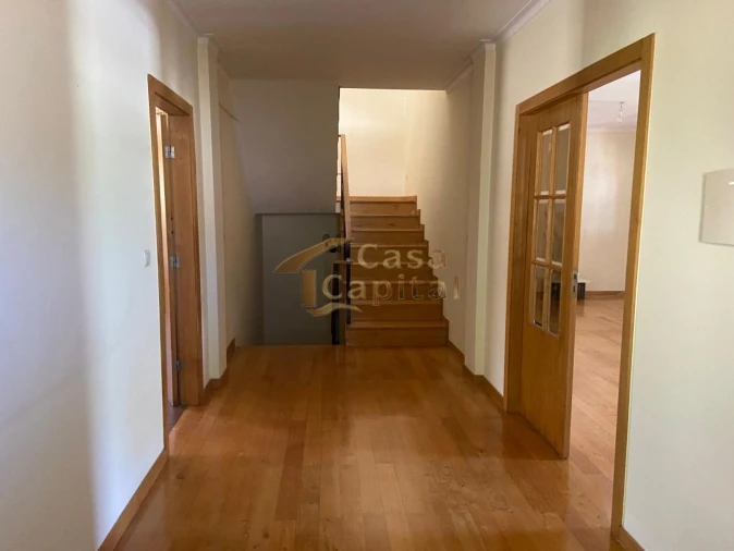 Moradia T4 para Venda em Nossa Senhora da Conceição, São Pedro e São Dinis Foto 2