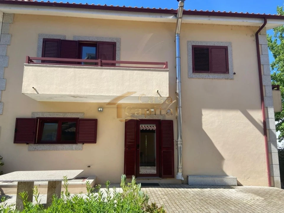 Moradia T4 para Venda em Nossa Senhora da Conceição, São Pedro e São Dinis Foto 16