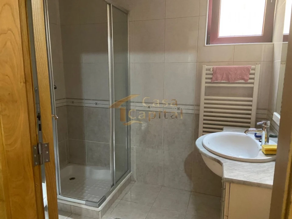 Moradia T4 para Venda em Nossa Senhora da Conceição, São Pedro e São Dinis Foto 31