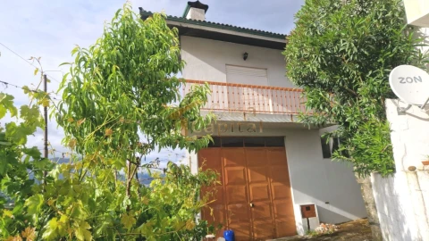 Moradia T3 para Venda em Parada de Cunhos