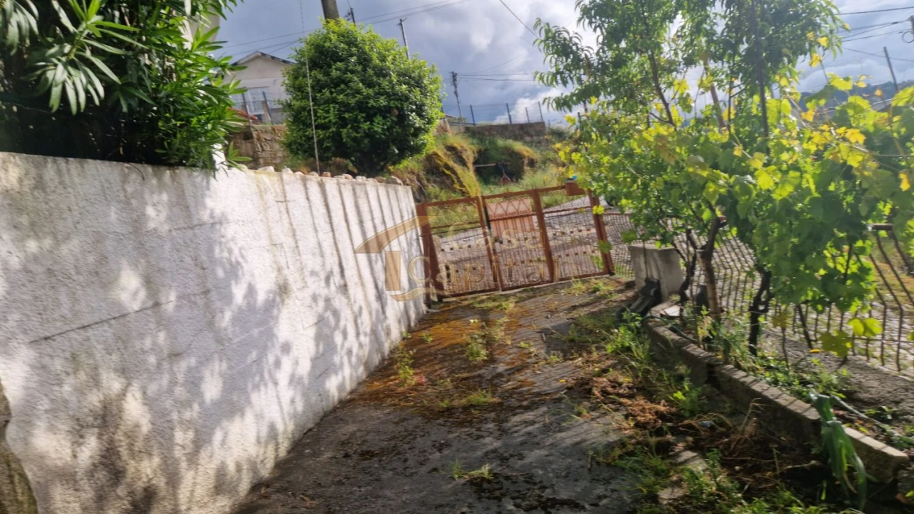 Moradia T3 para Venda em Parada de Cunhos Foto 29