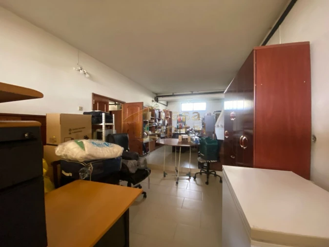 Loja para Arrendamento em Nossa Senhora da Conceição, São Pedro e São Dinis Foto 7