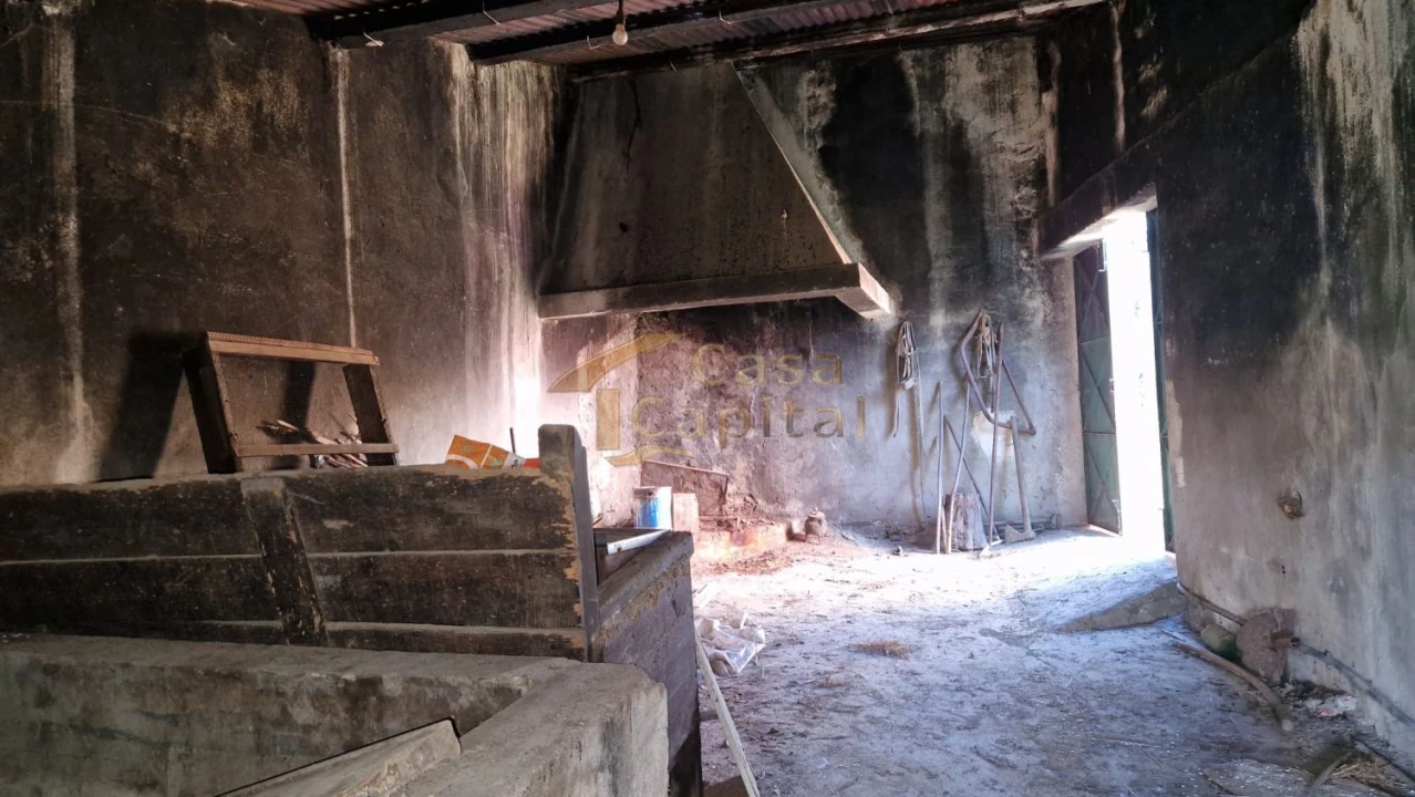 Moradia T3 para Venda em Andrães Foto 13