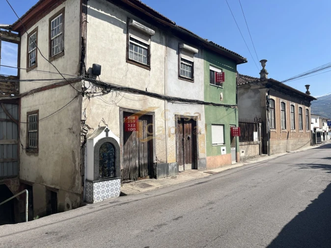 Loja para Venda em Peso da Régua e Godim Foto 2