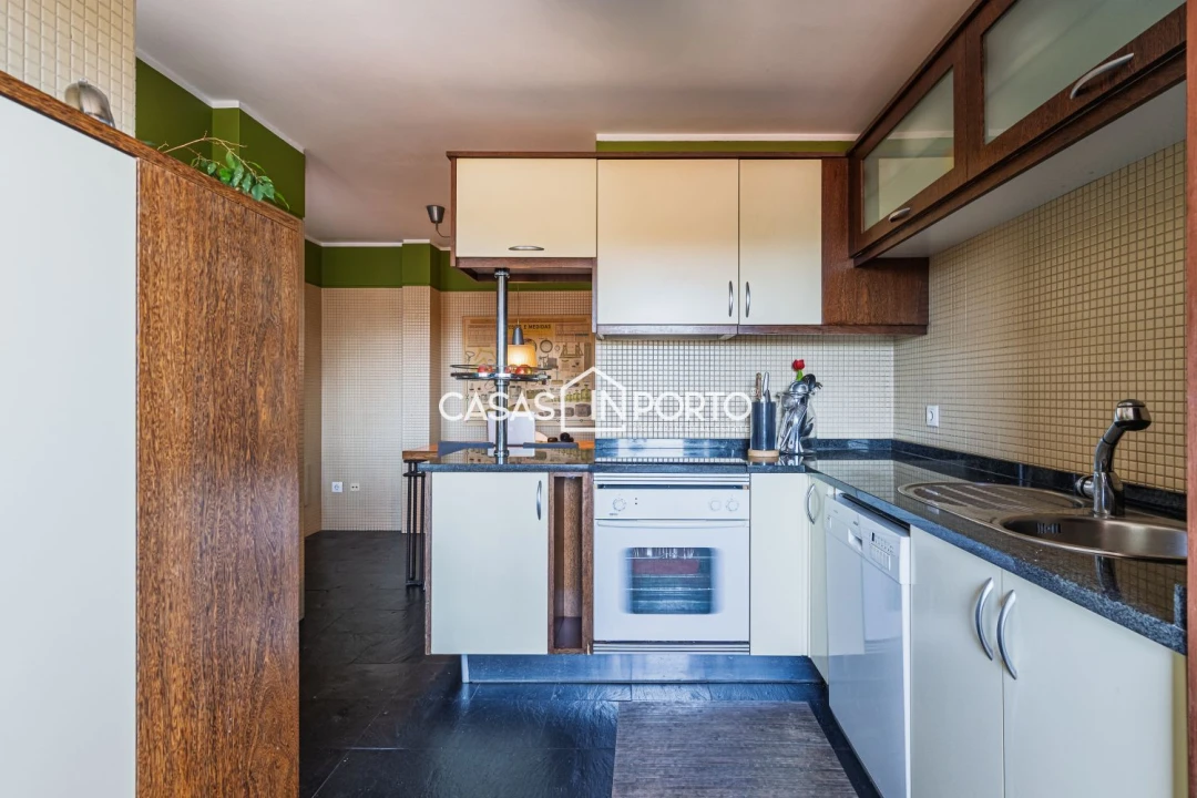 Apartamento T3 para Venda em Cedofeita, Santo Ildefonso, Sé, Miragaia, São Nicolau e Vitória Foto 17