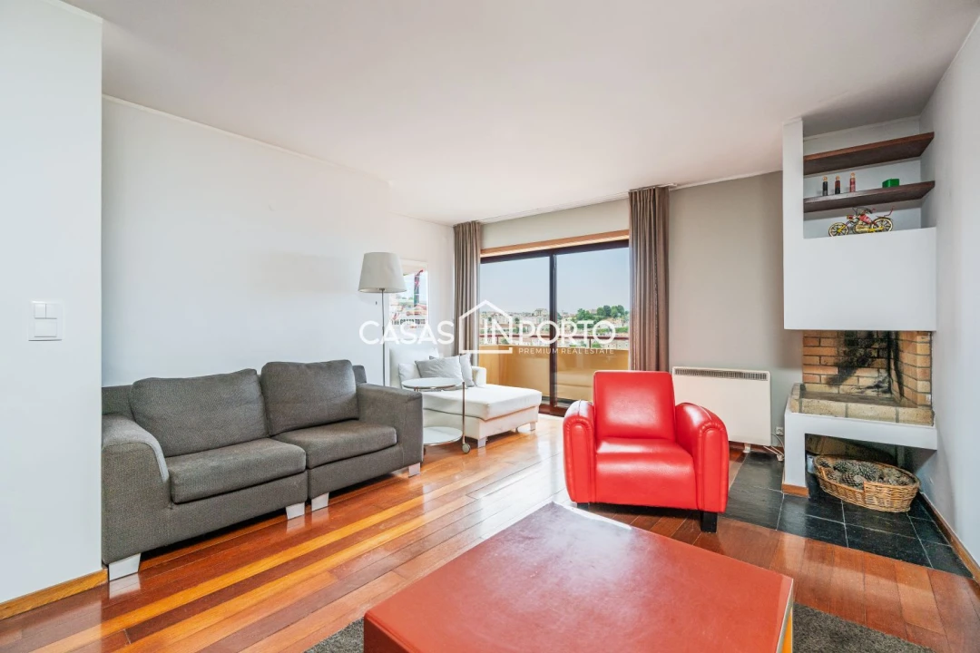 Apartamento T3 para Venda em Cedofeita, Santo Ildefonso, Sé, Miragaia, São Nicolau e Vitória Foto 5
