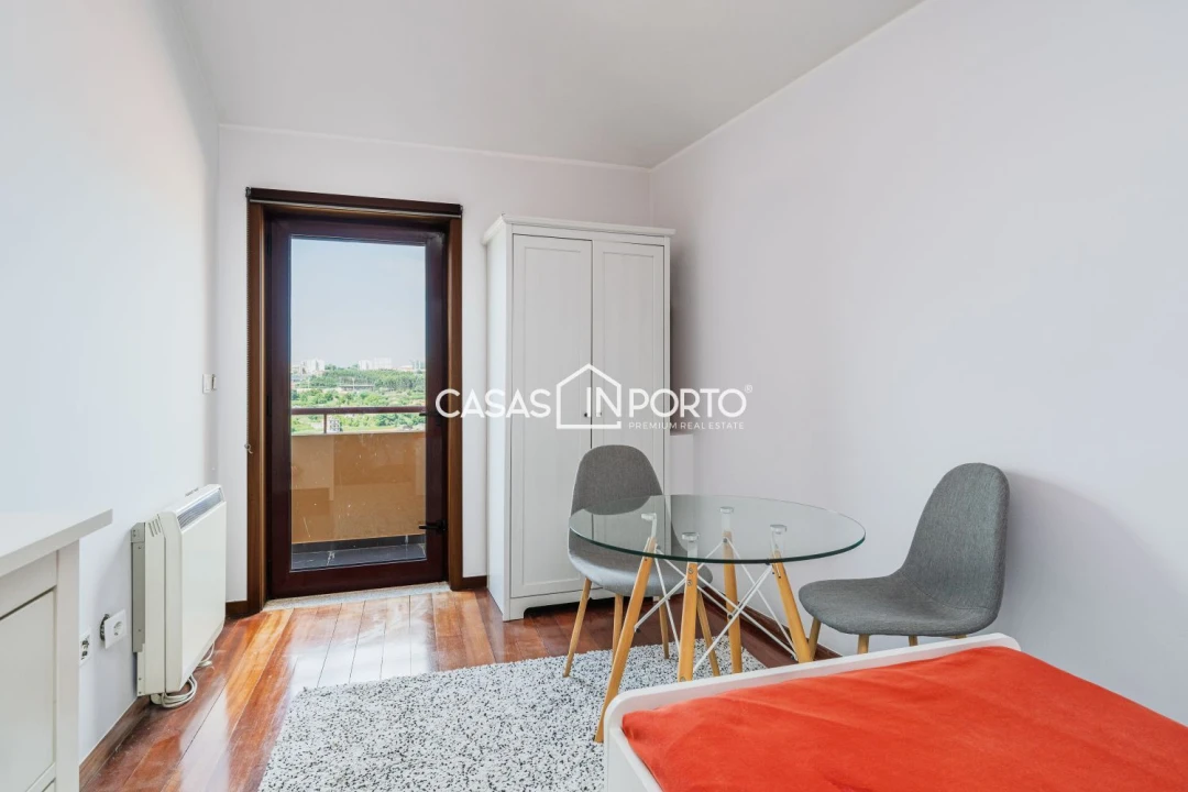 Apartamento T3 para Venda em Cedofeita, Santo Ildefonso, Sé, Miragaia, São Nicolau e Vitória Foto 31