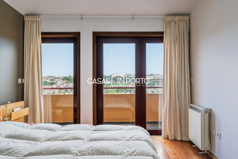 Apartamento T3 para Venda em Cedofeita, Santo Ildefonso, Sé, Miragaia, São Nicolau e Vitória Foto 26