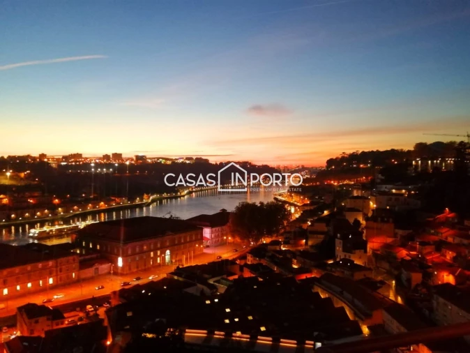 Apartamento T3 para Venda em Cedofeita, Santo Ildefonso, Sé, Miragaia, São Nicolau e Vitória Foto 44