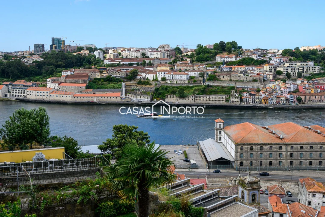 Apartamento T3 para Venda em Cedofeita, Santo Ildefonso, Sé, Miragaia, São Nicolau e Vitória Foto 45