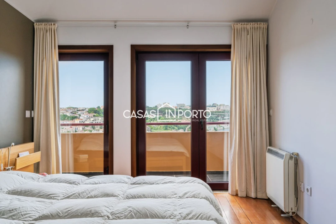 Apartamento T3 para Venda em Cedofeita, Santo Ildefonso, Sé, Miragaia, São Nicolau e Vitória Foto 26