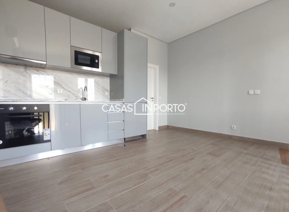 Apartamento T0 para Venda em Paranhos Foto 4