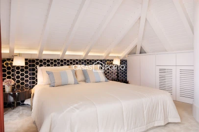 Apartamento T3 para Venda em Lordelo do Ouro e Massarelos
