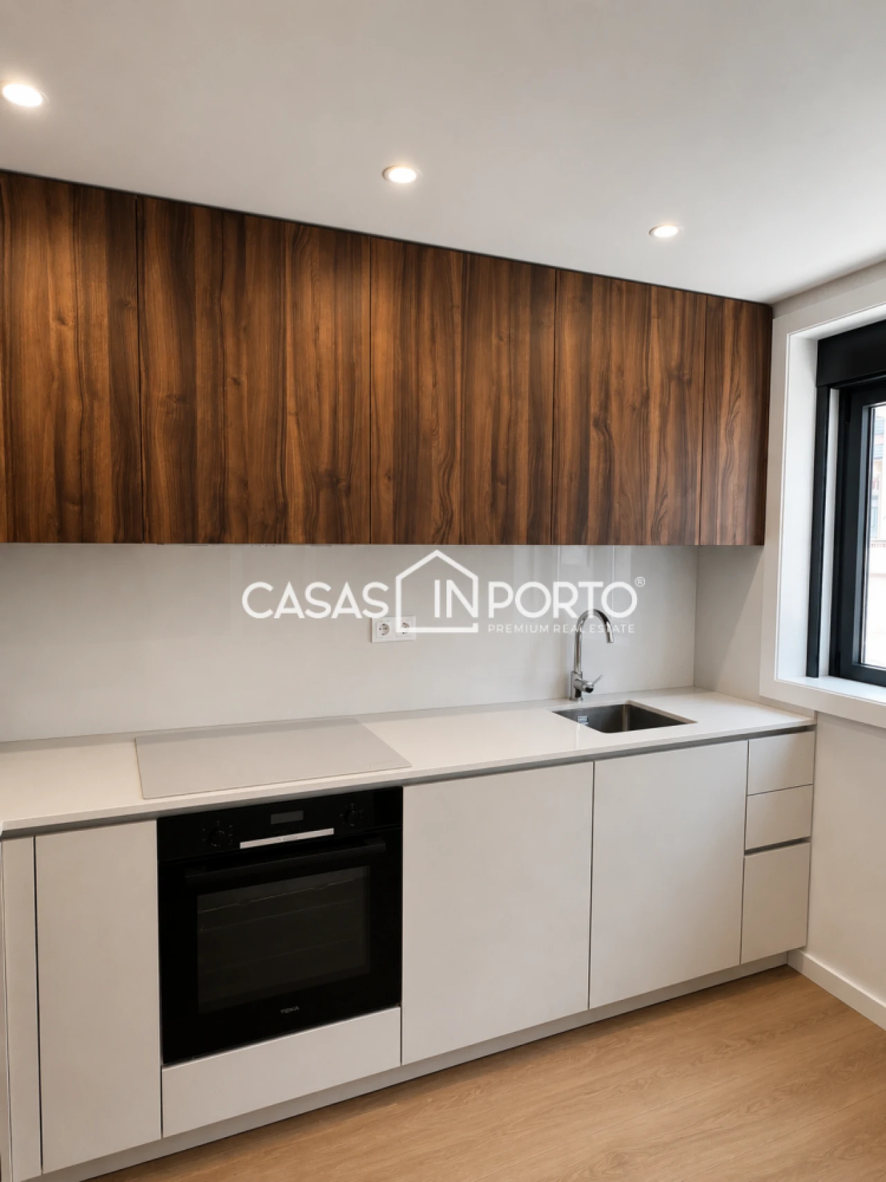 Apartamento T0 para Venda em Paranhos Foto 3