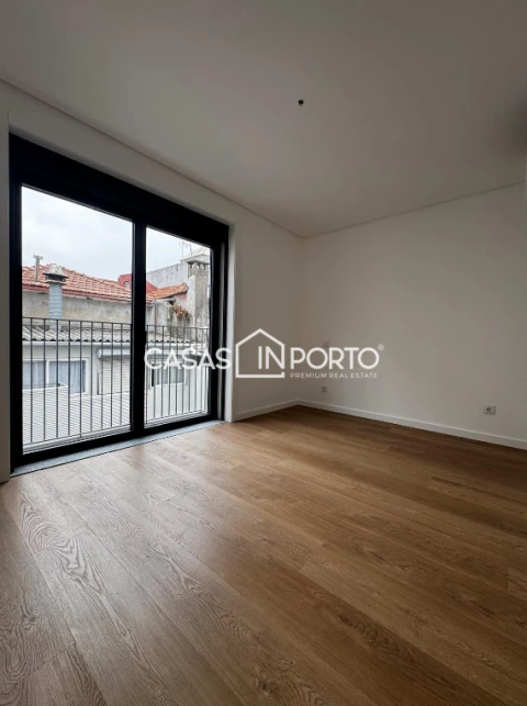 Apartamento T1 para Venda em Paranhos