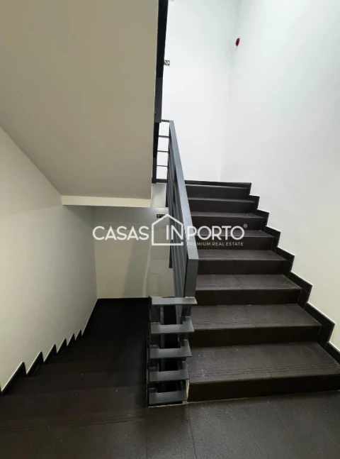 Apartamento T1 para Venda em Paranhos