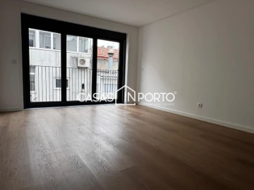 Apartamento T1 para Venda em Paranhos