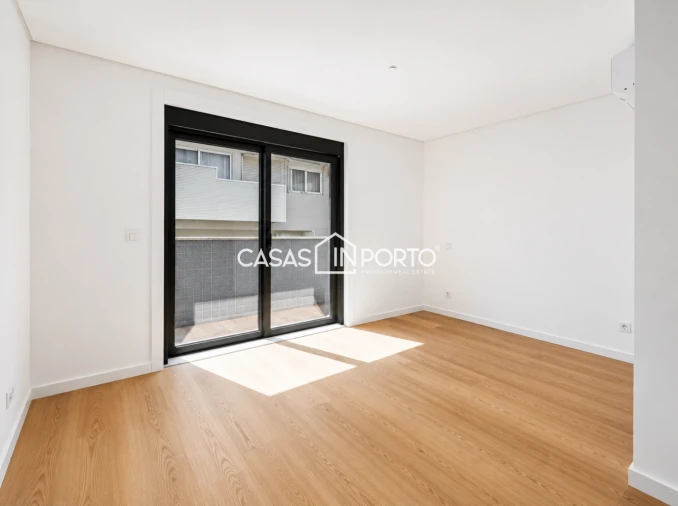Apartamento T1 para Venda em Paranhos Foto 6
