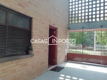 Apartamento T1 para Venda em Lordelo do Ouro e Massarelos