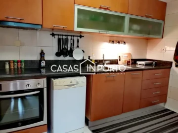 Apartamento T1 para Venda em Lordelo do Ouro e Massarelos
