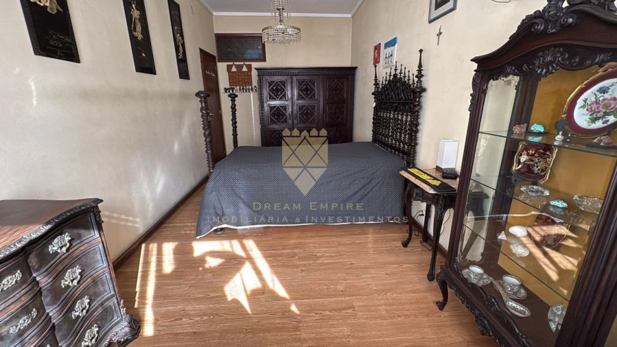 Apartamento T4 para Venda em Cedofeita, Santo Ildefonso, Sé, Miragaia, São Nicolau e Vitória Foto 4