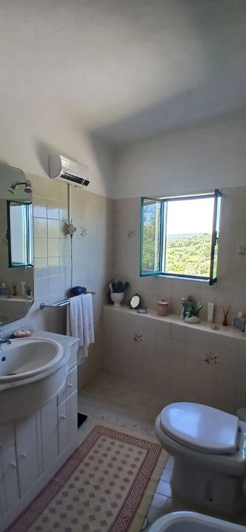 Moradia T3 para Venda em Madalena e Beselga