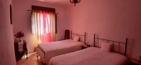 Moradia T3 para Venda em Madalena e Beselga