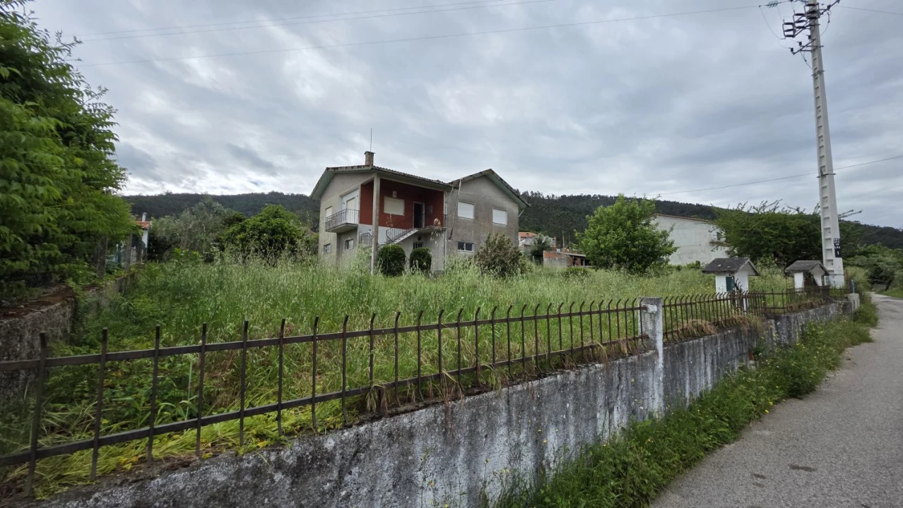 Moradia T5 para Venda em Lousã e Vilarinho Foto 6
