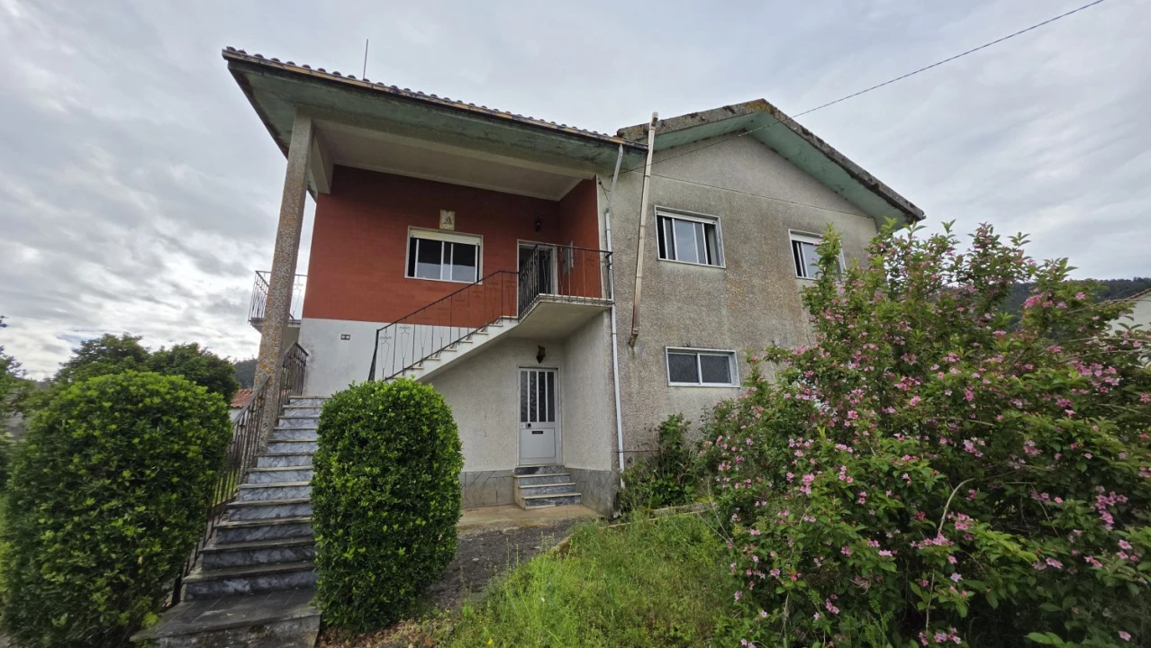 Moradia T5 para Venda em Lousã e Vilarinho Foto 5