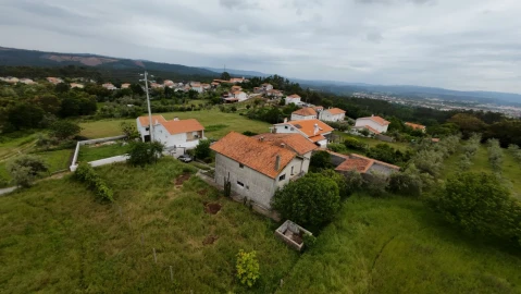 Moradia T5 para Venda em Lousã e Vilarinho