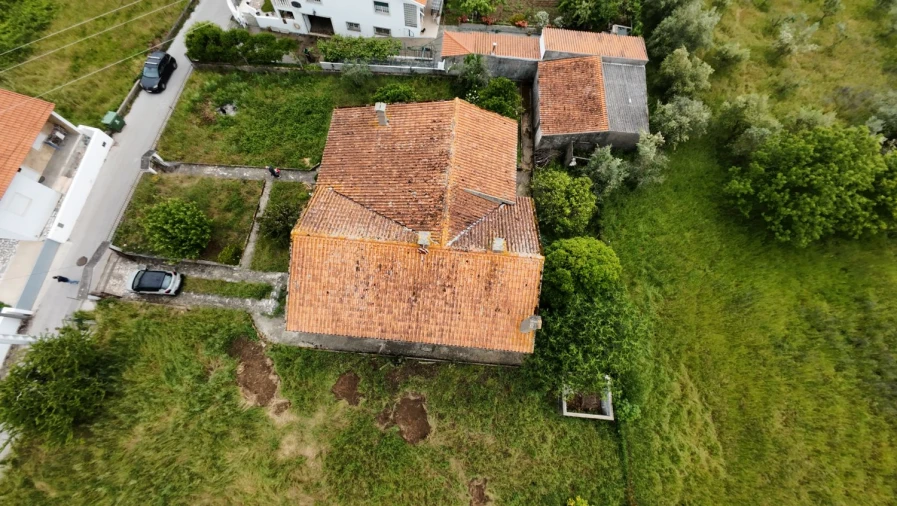 Moradia T5 para Venda em Lousã e Vilarinho Foto 3