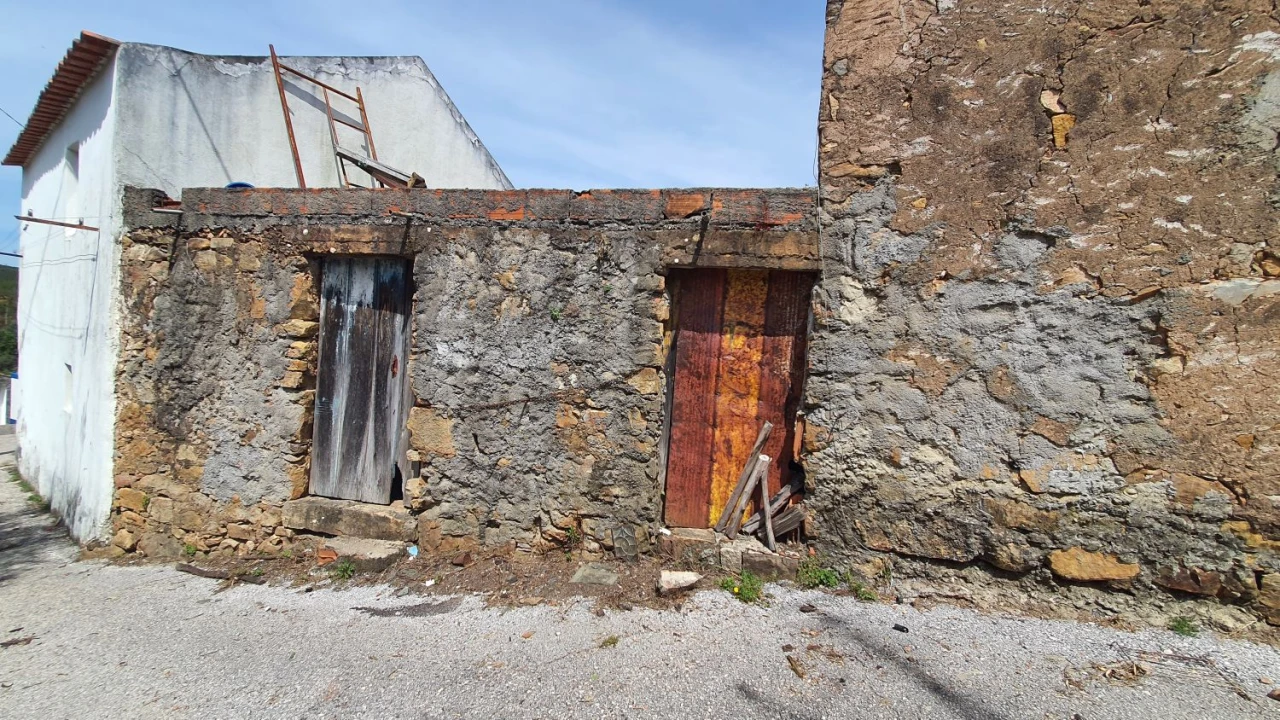 Moradia T3 para Venda em Vila de Rei Foto 6