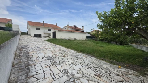 Moradia T4 para Venda em São João Baptista e Santa Maria dos Olivais