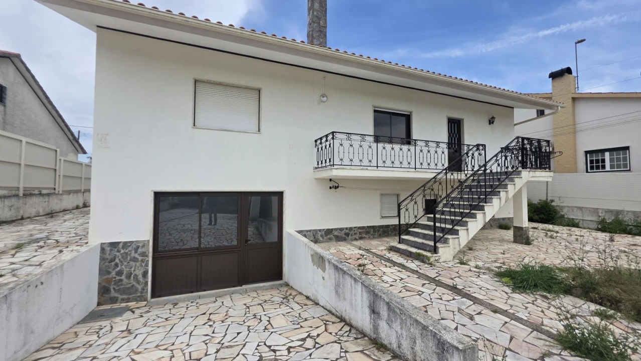 Moradia T4 para Venda em São João Baptista e Santa Maria dos Olivais Foto 50