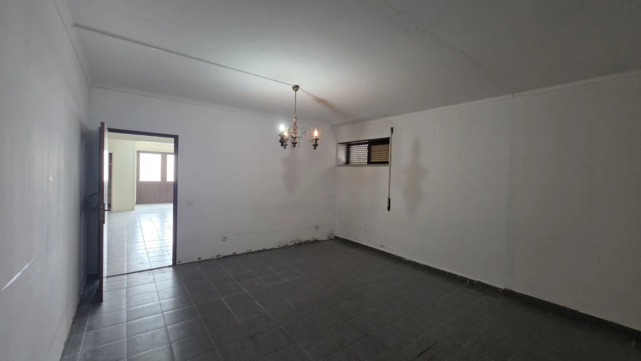 Moradia T4 para Venda em São João Baptista e Santa Maria dos Olivais Foto 40