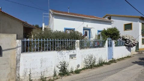 Moradia T3 para Venda em Vila de Rei