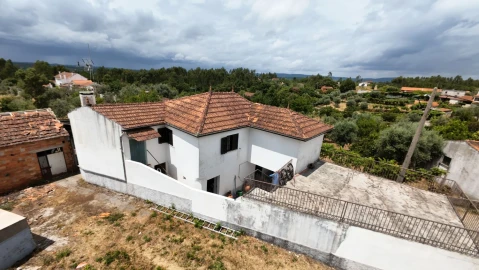 Moradia T3 para Venda em Pedrogão Grande