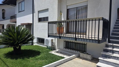 Moradia T3 para Venda em Fânzeres e São Pedro da Cova