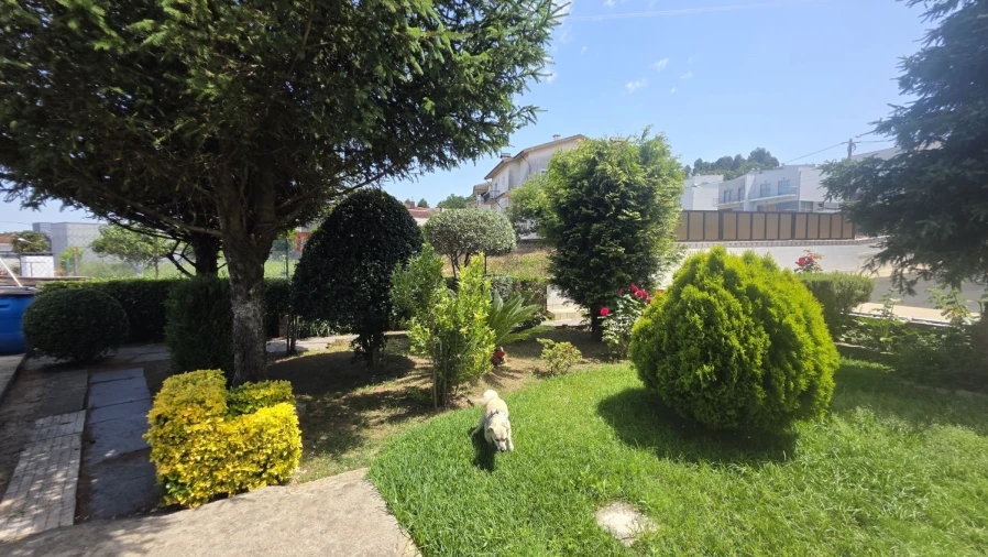 Moradia T3 para Venda em Fânzeres e São Pedro da Cova Foto 43