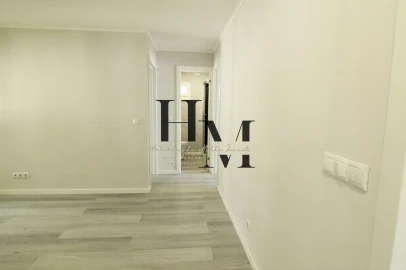 Apartamento T3 para Venda em Laranjeiro e Feijó
