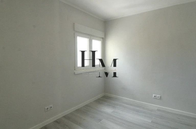 Apartamento T3 para Venda em Laranjeiro e Feijó Foto 12