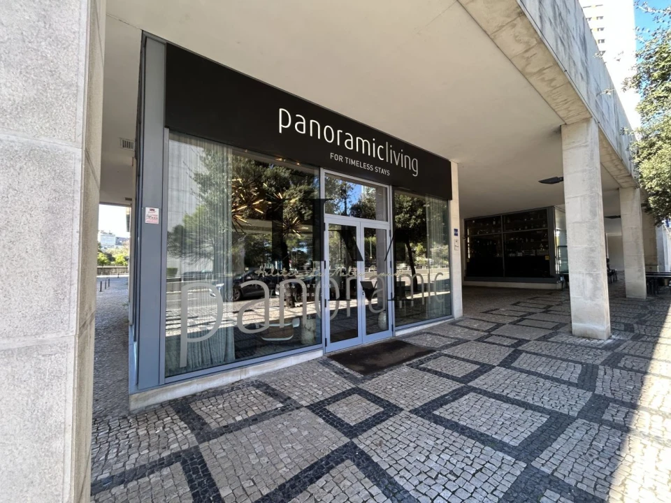 Loja para Venda em Parque das Nações Foto 2