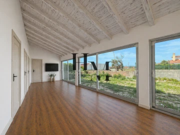 Moradia T3 para Venda em Coimbrão